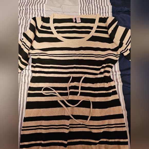 Maternity top - Picture 1 of 2